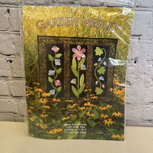 GARDEN MEDLEY Applique Quilt Pattern Karen Kay Buckley‎ 21 x 24.5"